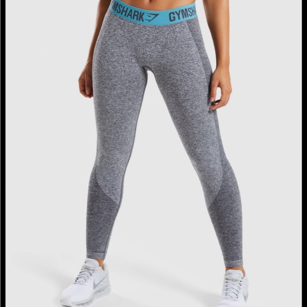 GYMSHARK size small flex leggings body contouring charcoal gray